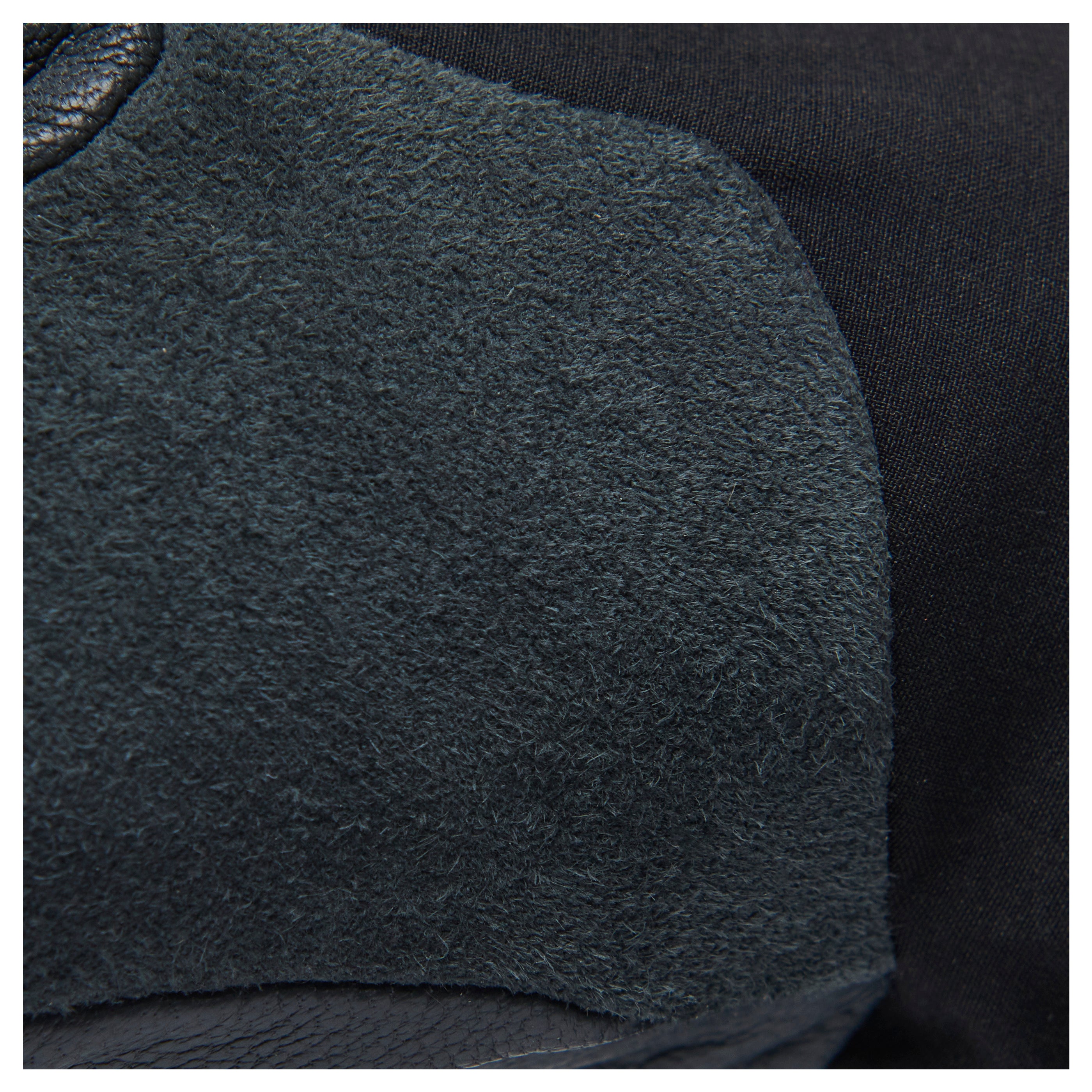 //blackdiamondequipment.com/cdn/shop/files/801146_0002_PUNISHER_GLOVES_BLACK_04