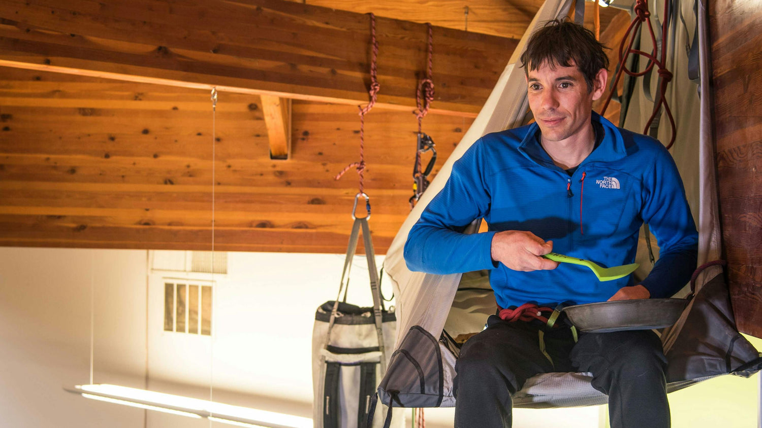ALEX HONNOLD'S FREERIDER HANGBOARD WORKOUT