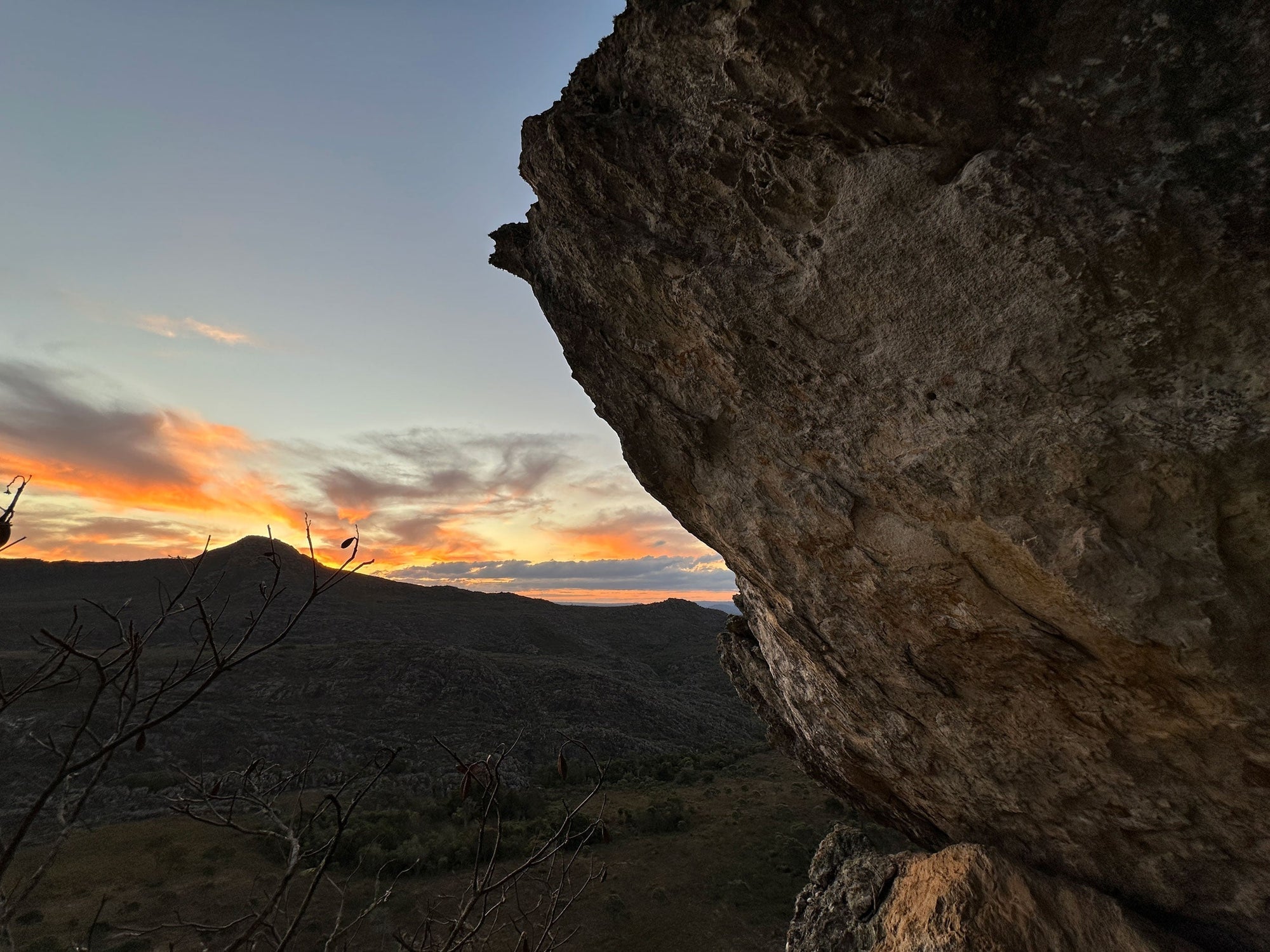 Bouldering in Milho Verde