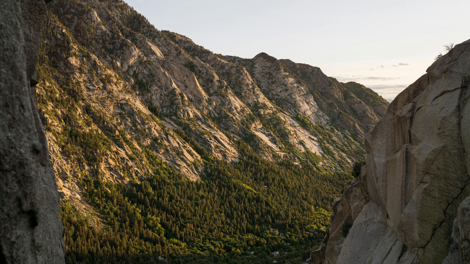 LITTLE COTTONWOOD CANYON: THE HOME CRAG