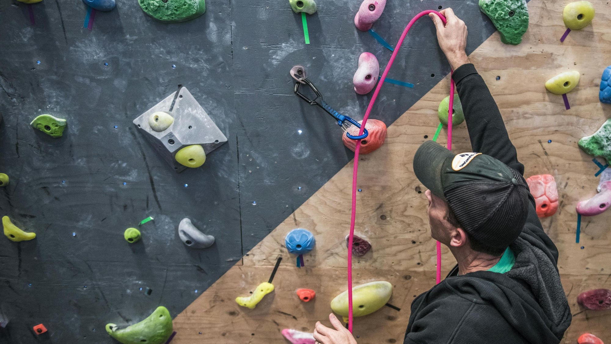 GEAR MYTHS: OPPOSING QUICKDRAW CARABINERS