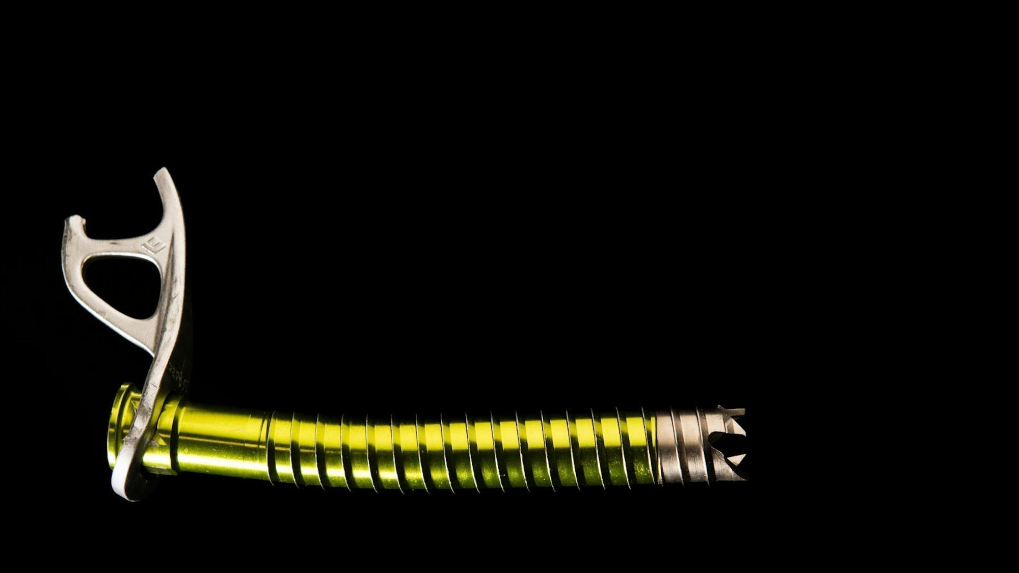 QC LAB: THE RISKS OF REBORING OLD ICE SCREW HOLES