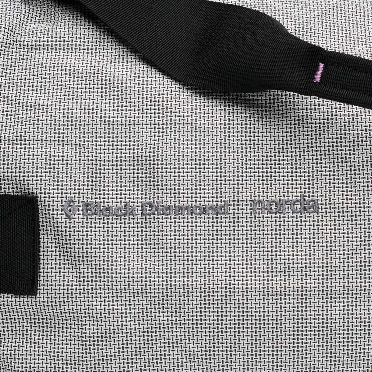 Glacier Gray 
