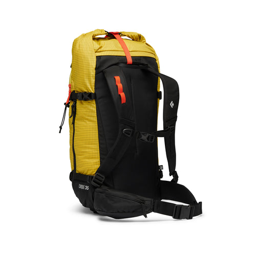 //blackdiamondequipment.com/cdn/shop/files/681268_3059_CIRQUE_35_BACKPACK_Sulphur_Green_02