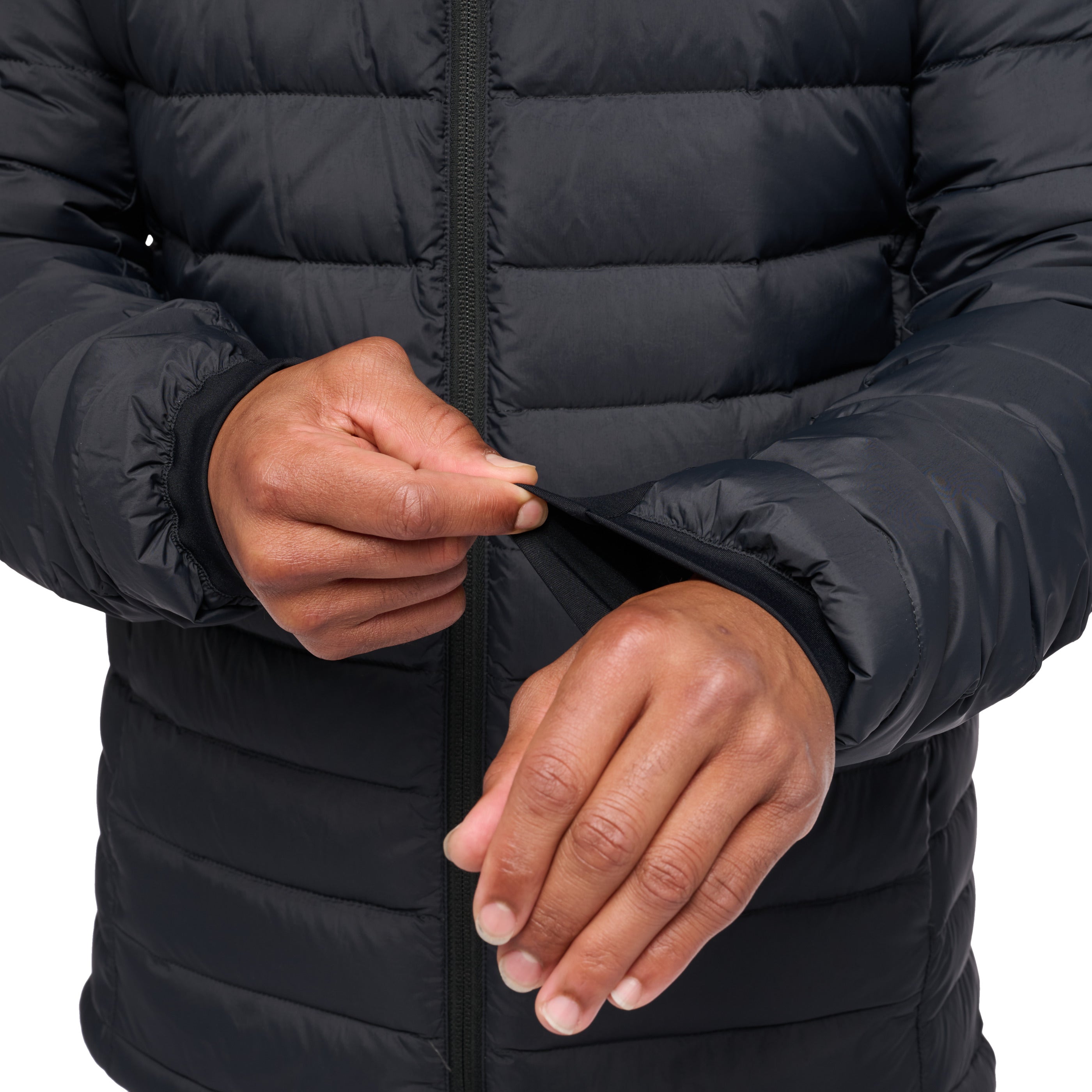 //blackdiamondequipment.com/cdn/shop/files/744094_0002_Men_s_Access_Down_Hoody_Black_09