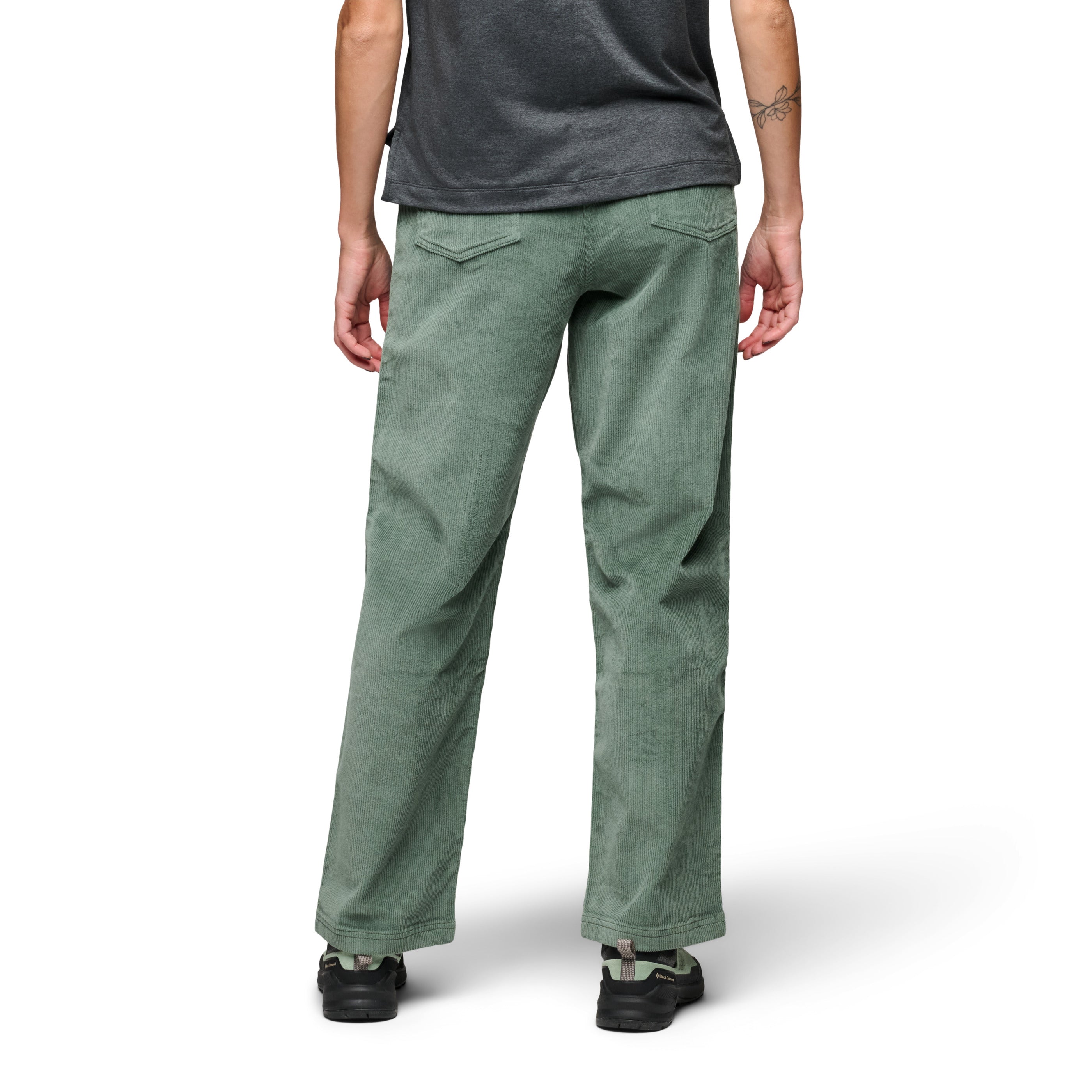 Laurel Green ~ Model is 5' 6" | Waist 27" | Size Small/6 