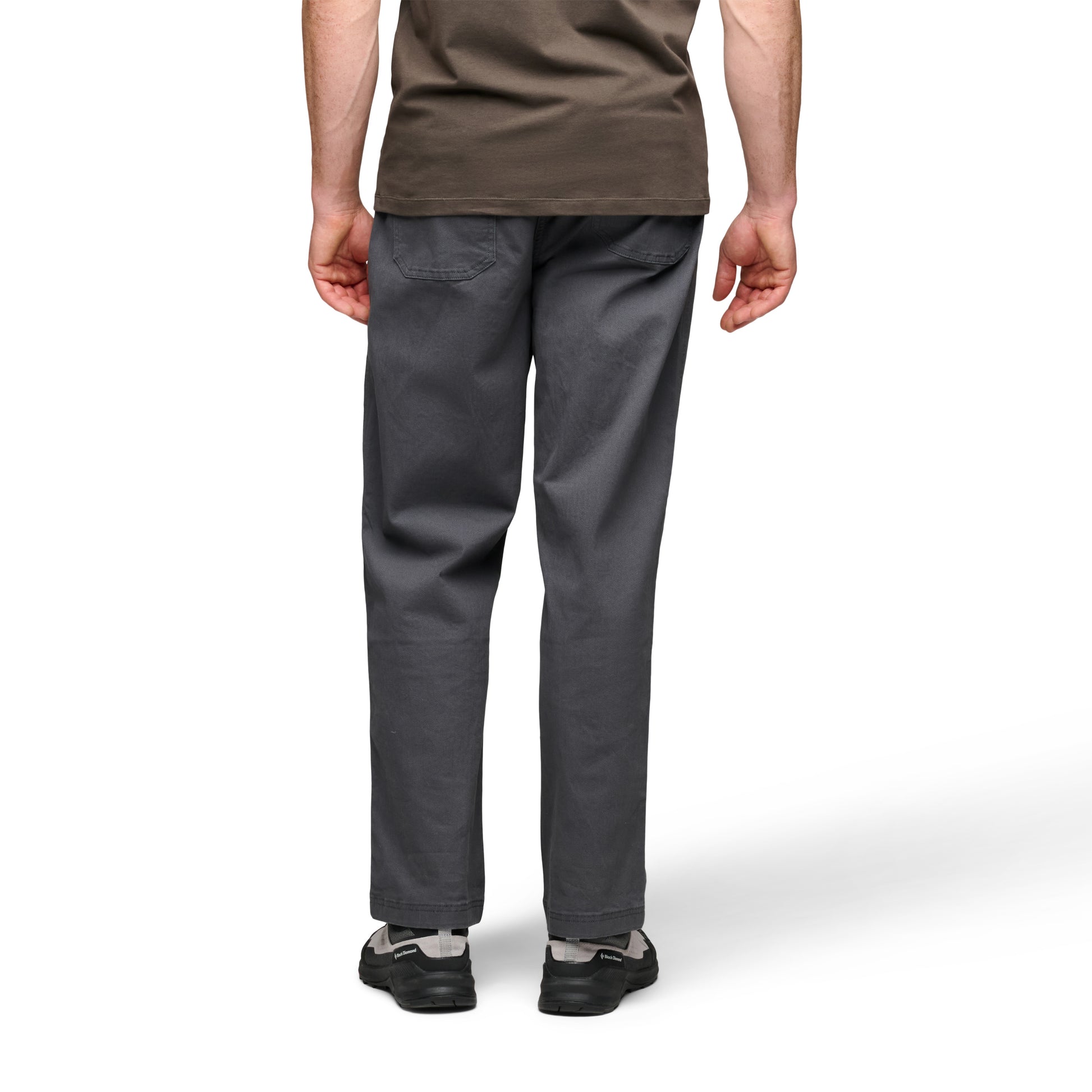 Carbon ~ Model Height 6' 0" | Waist 32" | Size Medium/32