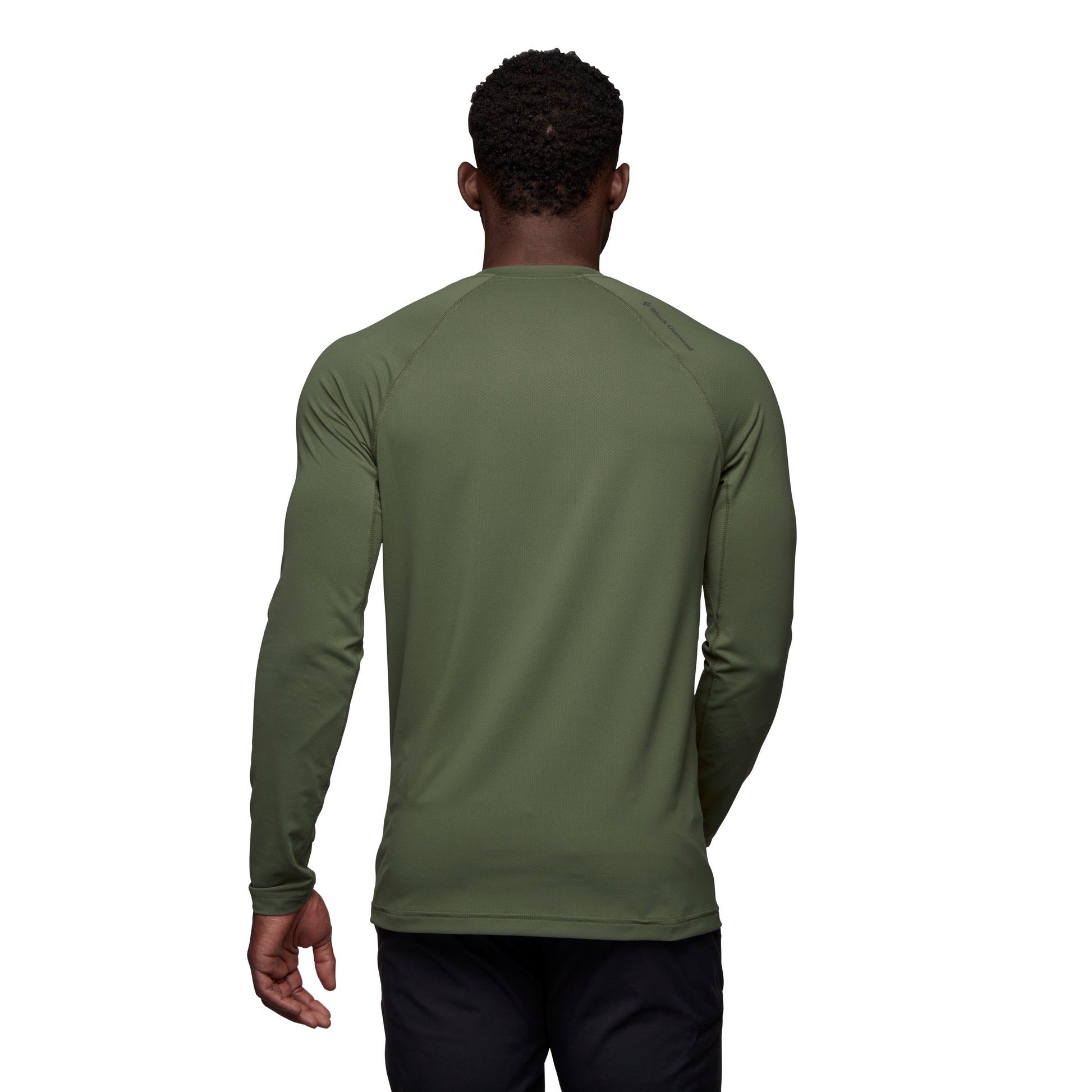 Tundra ~ Model is 6' 0" | Chest 40" | Waist 32" | Size Medium/320 
